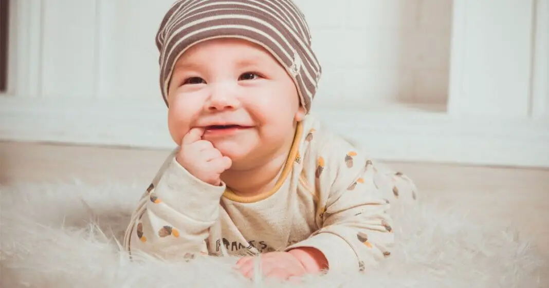 Top 20 des prénoms préférés des français-min Top 20 des prénoms préférés des français-min