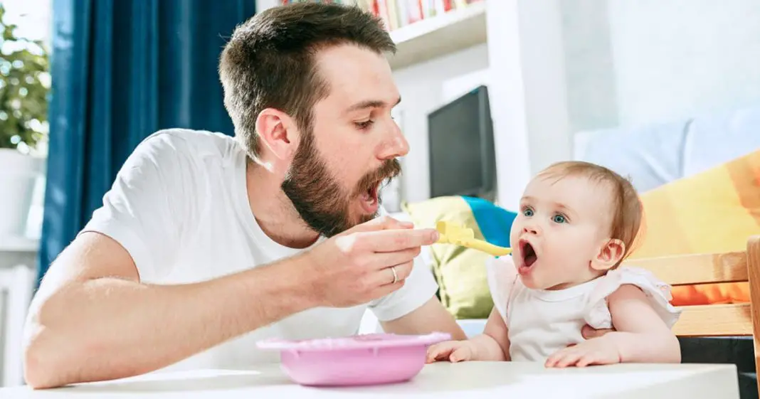 6 astuces pour faire manger n'importe quoi à votre bébé-min (1) 6 astuces pour faire manger n'importe quoi à votre bébé-min (1)
