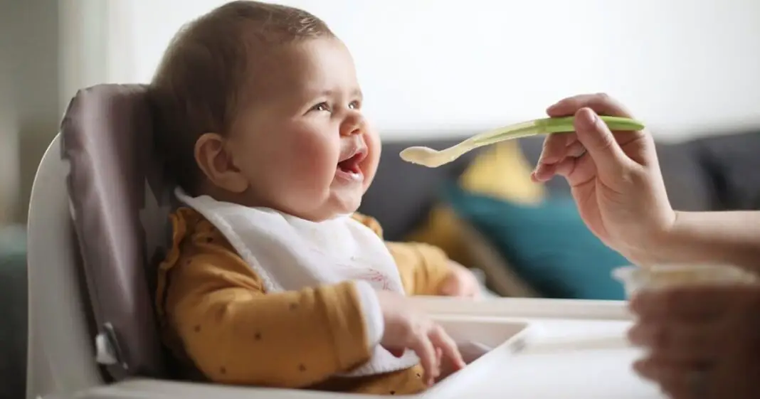 4 astuces pour que votre bébé mange de tout-min (1) 4 astuces pour que votre bébé mange de tout-min (1)