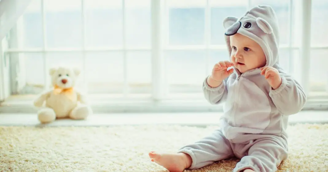 Les 15 plus beaux prénoms féeriques pour les petits garçons-min Les 15 plus beaux prénoms féeriques pour les petits garçons-min
