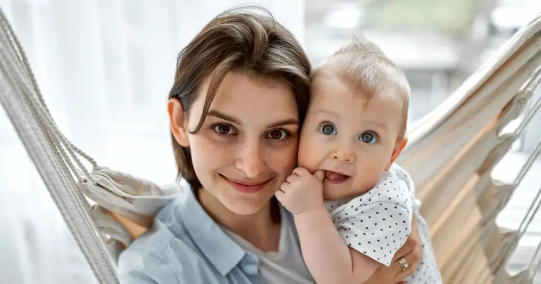 Fatiguée de la réaction des gens au prénom de son bébé rare, elle encourage les autres parents à l'utiliser-min Fatiguée de la réaction des gens au prénom de son bébé rare, elle encourage les autres parents à l'utiliser-min