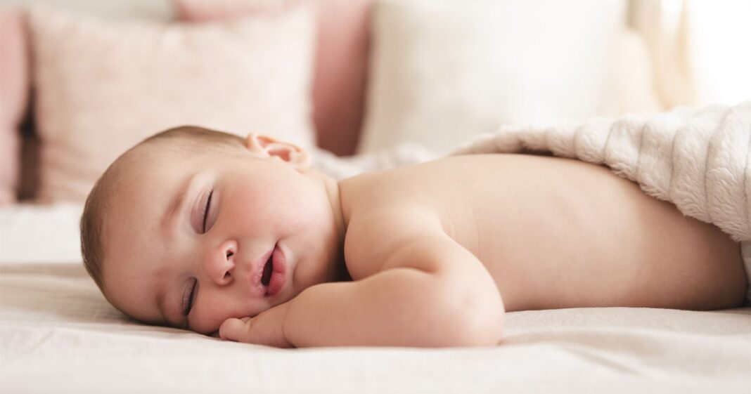 Mon bébé ne fait pas ses nuits à 6 mois, Est-ce si grave-min Mon bébé ne fait pas ses nuits à 6 mois, Est-ce si grave-min