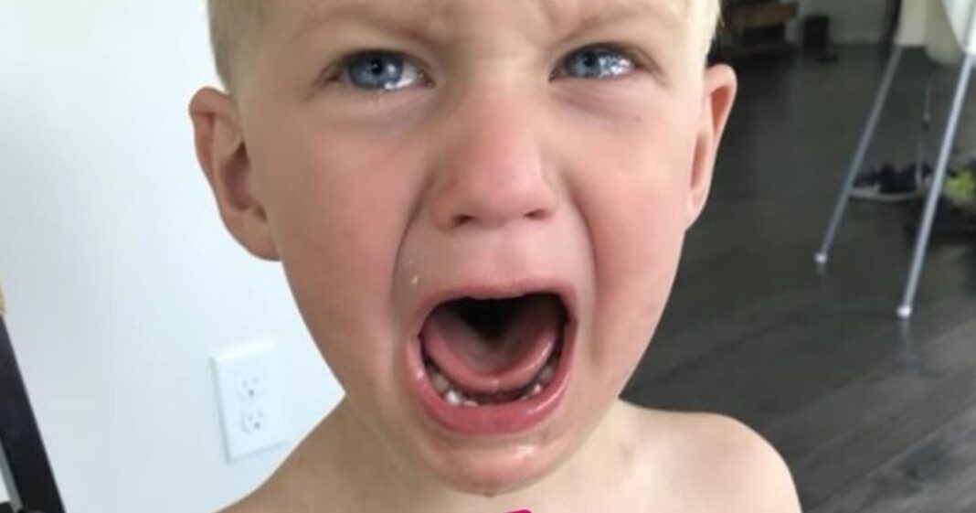 Son assistante maternelle ne veut plus garder son enfant car il pleure trop-min Son assistante maternelle ne veut plus garder son enfant car il pleure trop-min