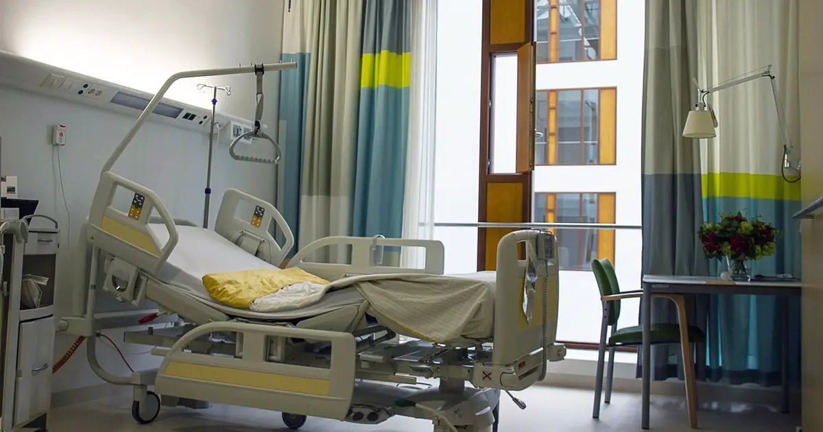 hopital-chambre-bon-min