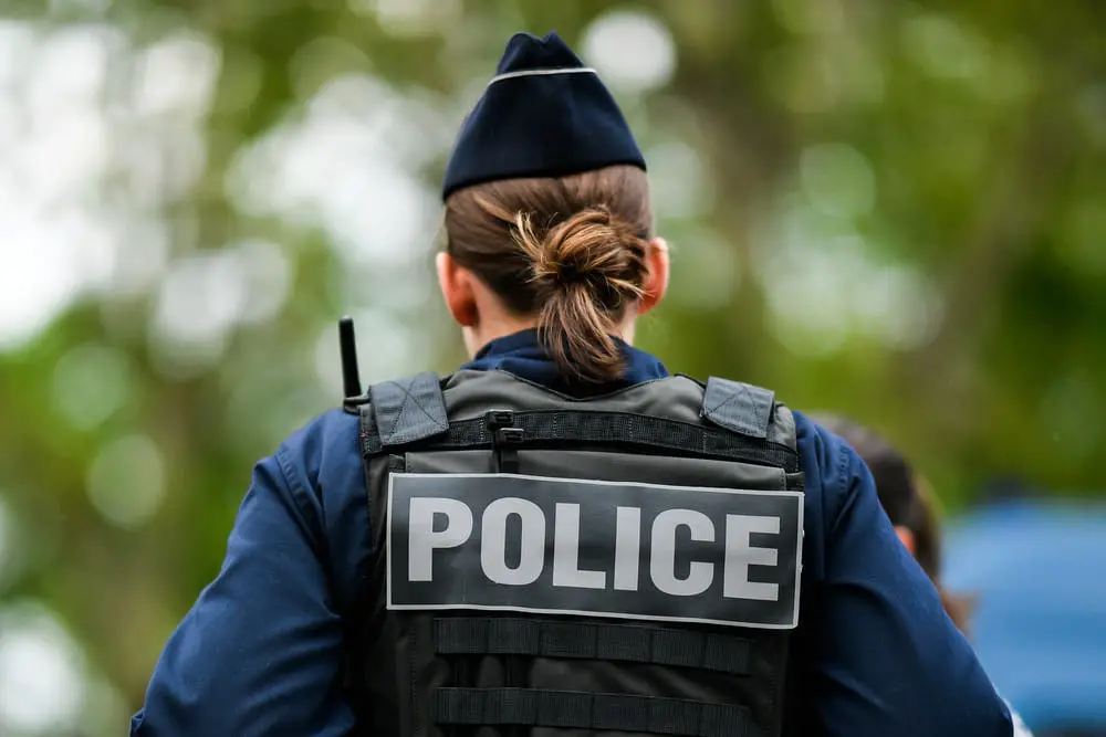 police-min
