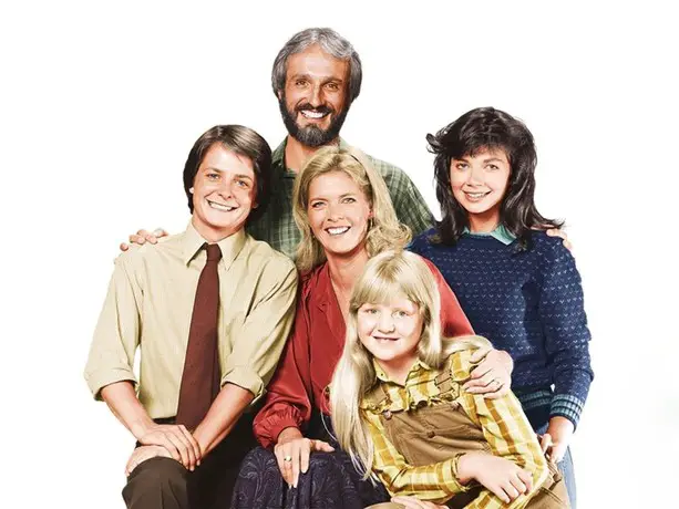 FAMILY TIES-min