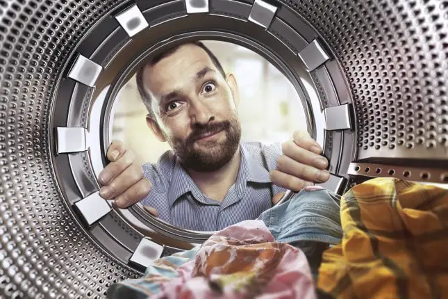 Un lave-linge propre pour un linge éclatant-min