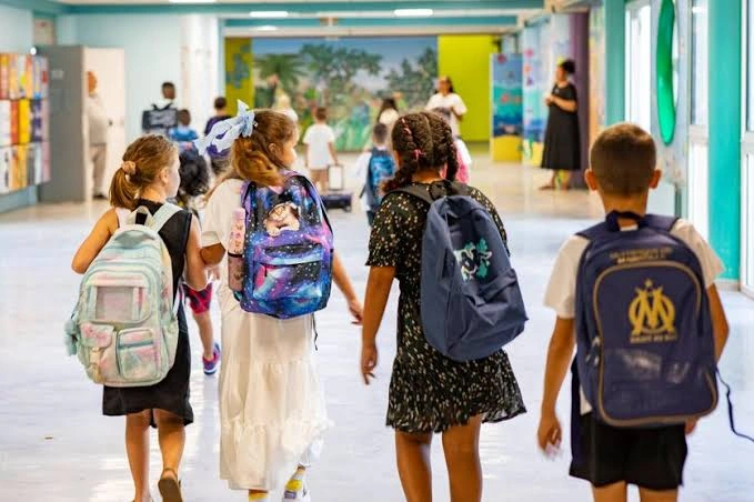 l'allocation de rentrée scolaire